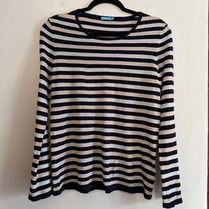 J. MCLAUGHLIN | Navy Blue LIghtweight Knit Striped Bell Sleeve Sweater | Small